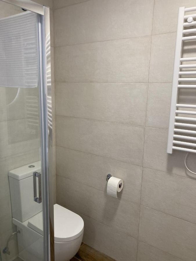 Ferienwohnung Nuevo Piso Retiro Madrid Exterior foto